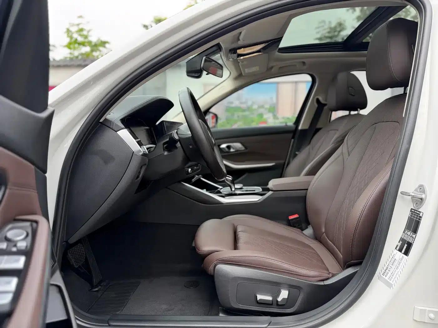 2022 BMW 3 Series Facelift 320Li M Sport Package — миниатюра 12