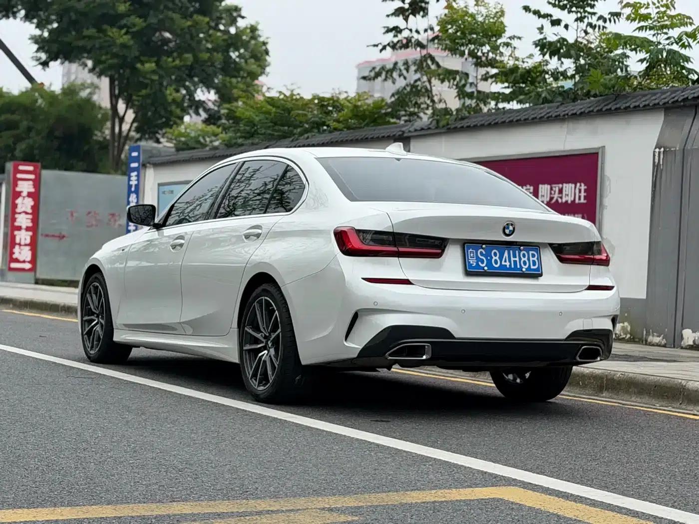 2022 BMW 3 Series Facelift 320Li M Sport Package — миниатюра 6
