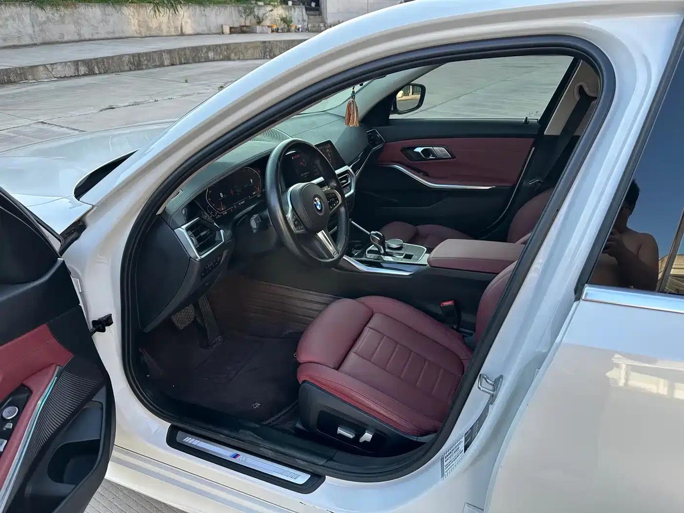 2021 BMW 3 Series 320Li M Sport Package — миниатюра 4