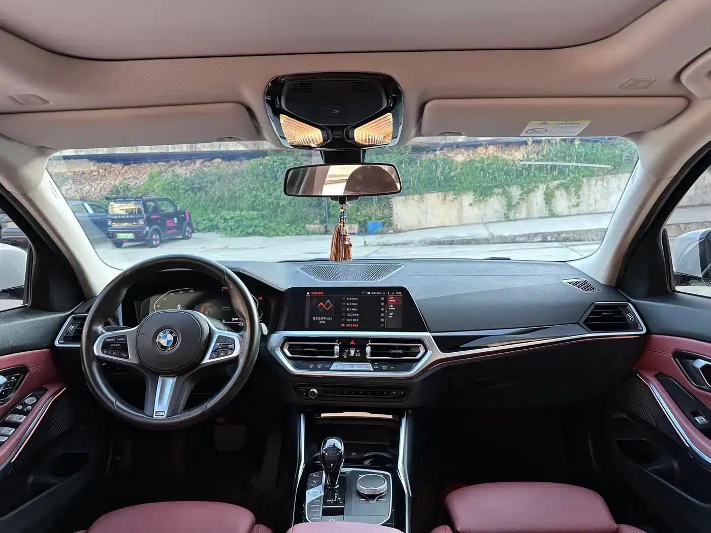 2021 BMW 3 Series 320Li M Sport Package — миниатюра 6