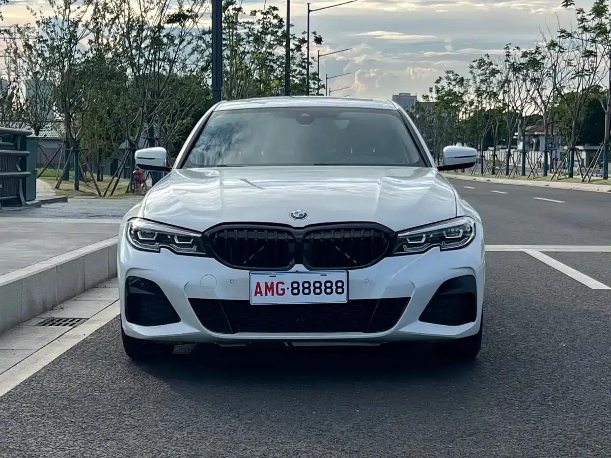 2022 BMW 3 Series 325Li M Sport Package — миниатюра 2