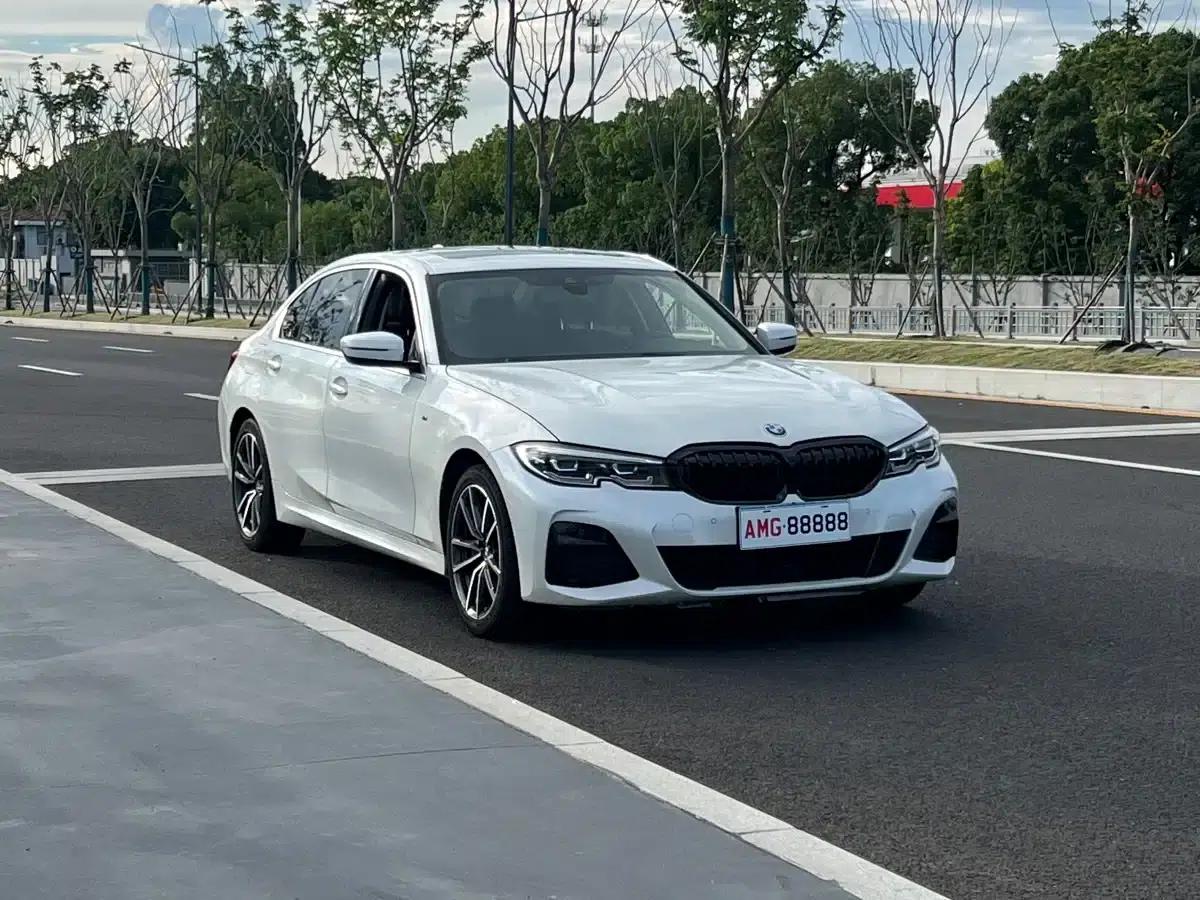 2022 BMW 3 Series 325Li M Sport Package — миниатюра 3