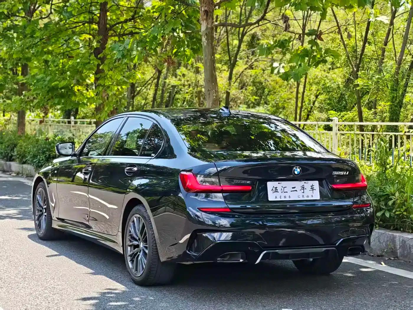 2021 BMW 3 Series 325Li M Sport Shadow Edition — миниатюра 12