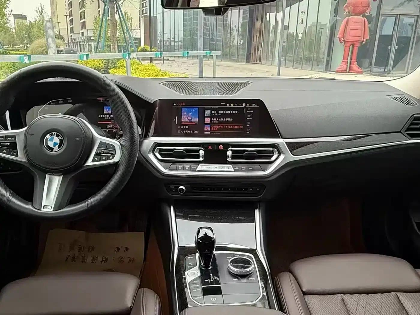 2022 BMW 3 Series 325Li M Sport Package — миниатюра 3