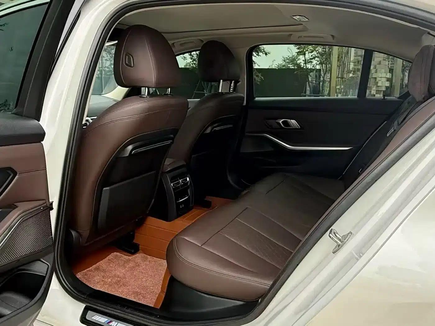 2022 BMW 3 Series 325Li M Sport Package — миниатюра 4