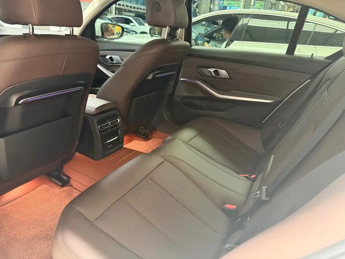 2022 BMW 3 Series 325Li M Sport Package — миниатюра 5