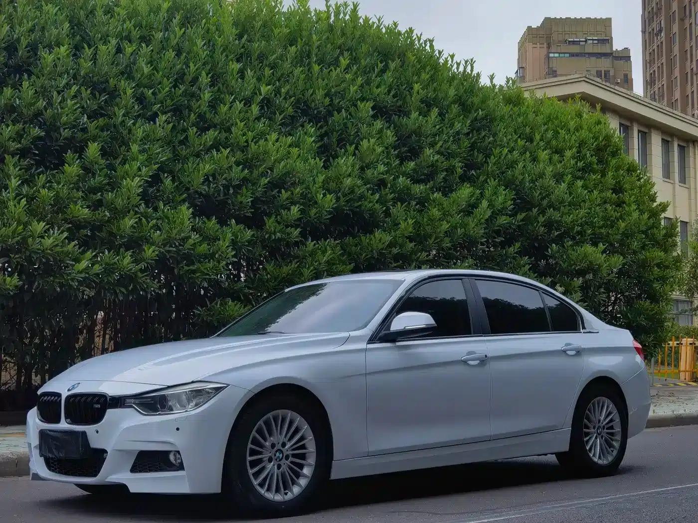 BMW 3 Series 2015 320Li Fashion Edition — миниатюра 1