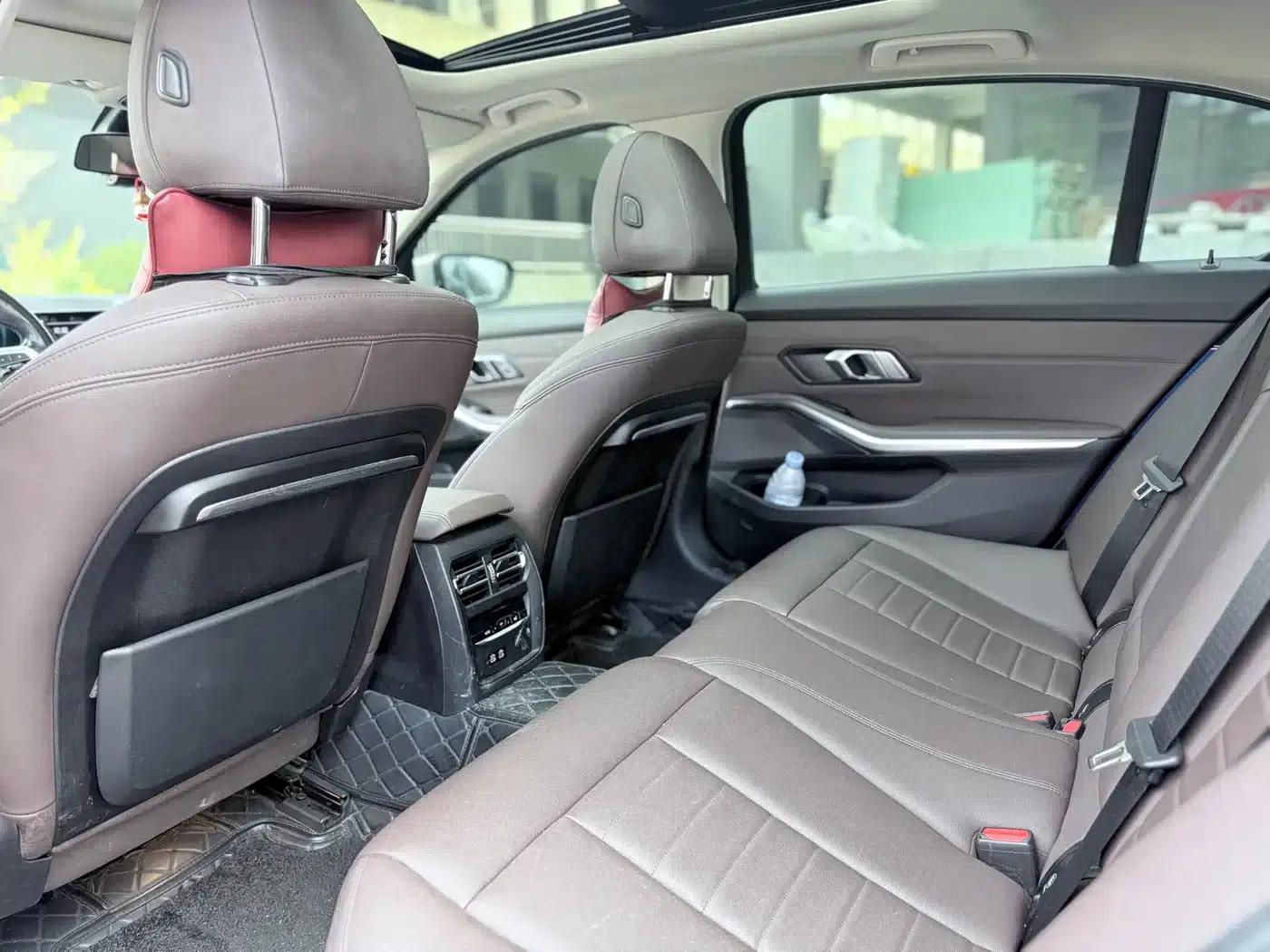 2021 BMW 3 Series 320Li M Sport Package — миниатюра 6