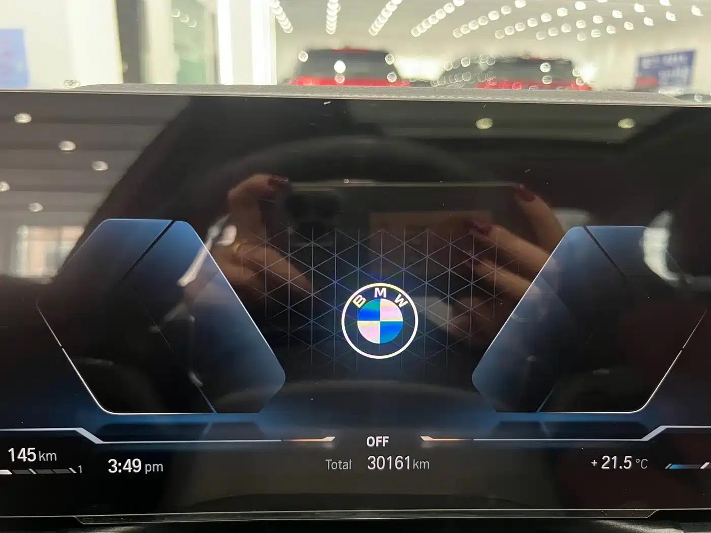 2023 BMW 3 Series 320Li M Sport Package — миниатюра 14
