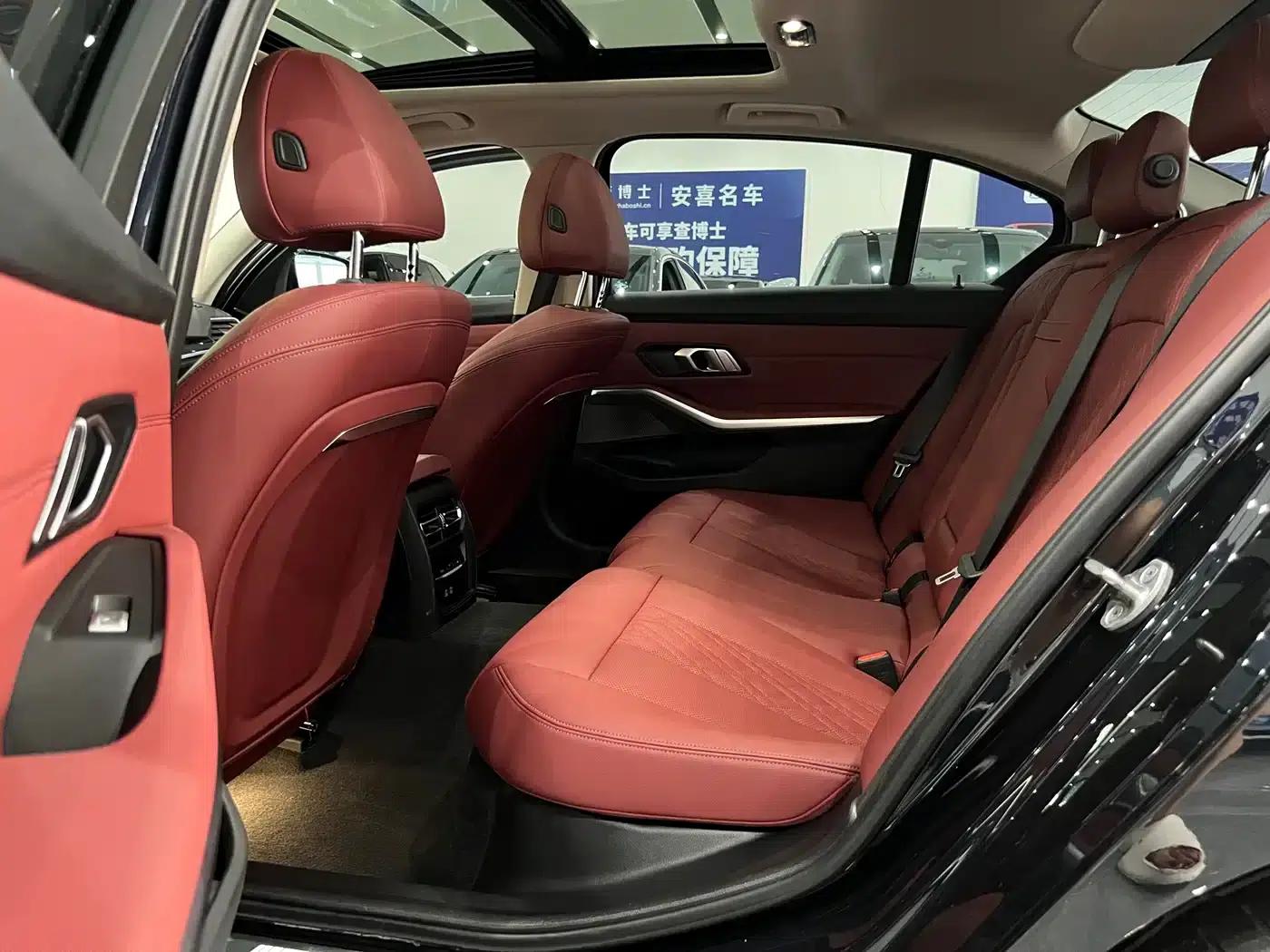 2023 BMW 3 Series 320Li M Sport Package — миниатюра 9