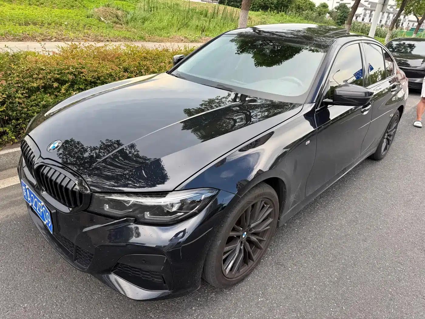 2022 BMW 3 Series 325i M Sport Shadow Edition — миниатюра 1
