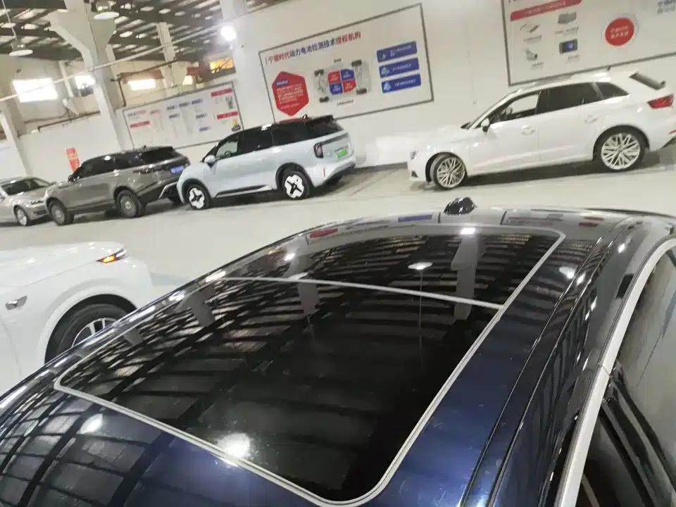 2023 BMW 3 Series 320Li M Sport Package — миниатюра 9