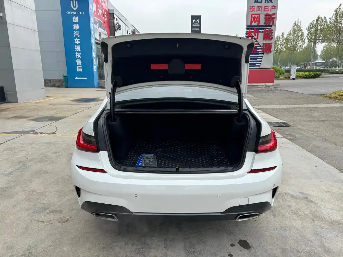 2020 BMW 3 Series Facelift 325Li M Sport Package — миниатюра 13