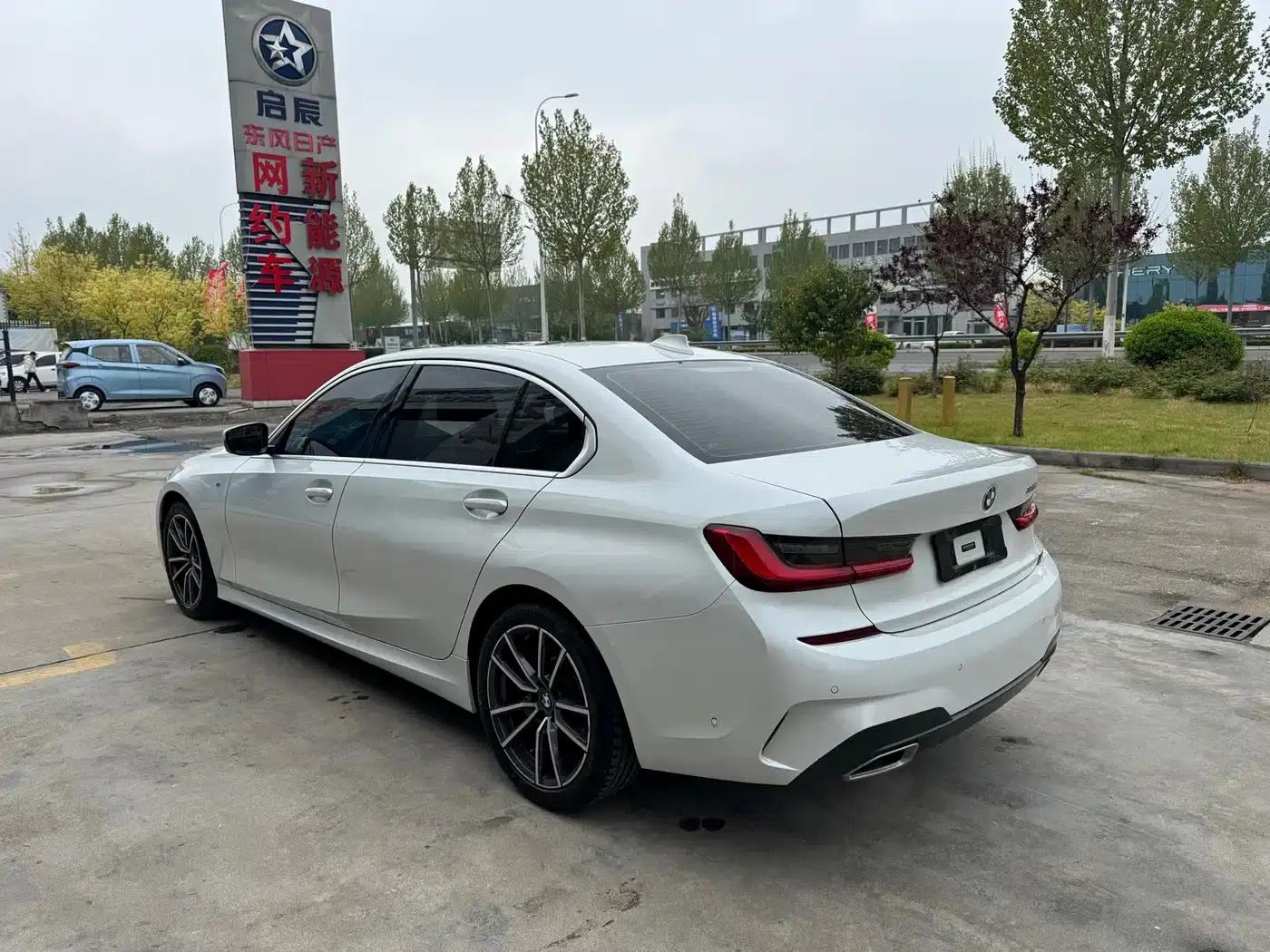 2020 BMW 3 Series Facelift 325Li M Sport Package — миниатюра 15