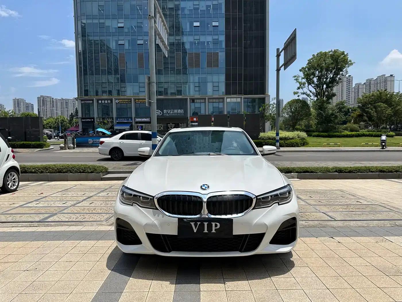 2021 BMW 3 Series 320Li M Sport Package — миниатюра 3
