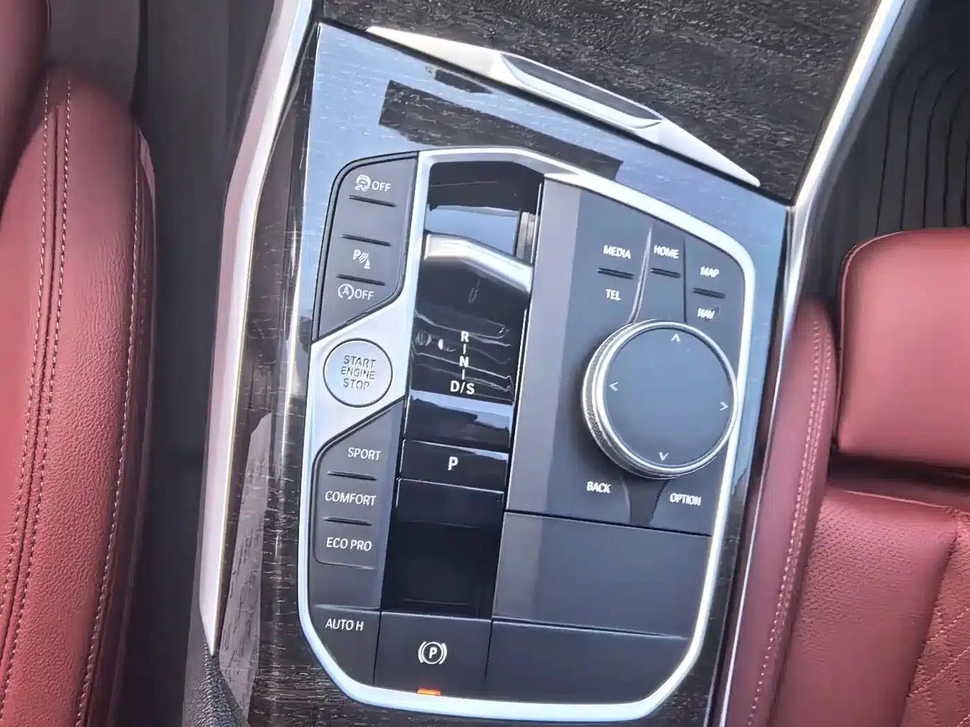 2023 BMW 3 Series 325Li M Sport Package — миниатюра 10