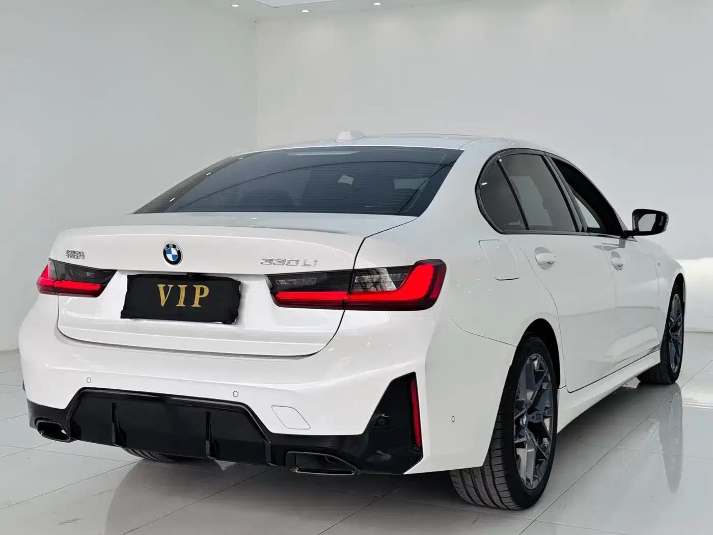 2025 BMW 3 Series 330Li M Sport Shadow Edition — миниатюра 7