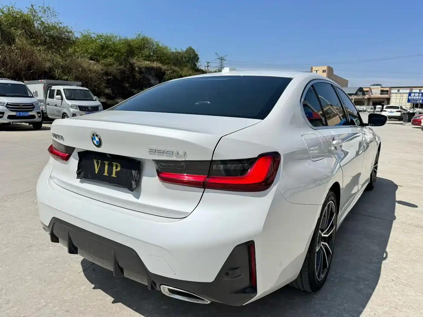 2024 BMW 3 Series 325Li M Sport Package — миниатюра 9