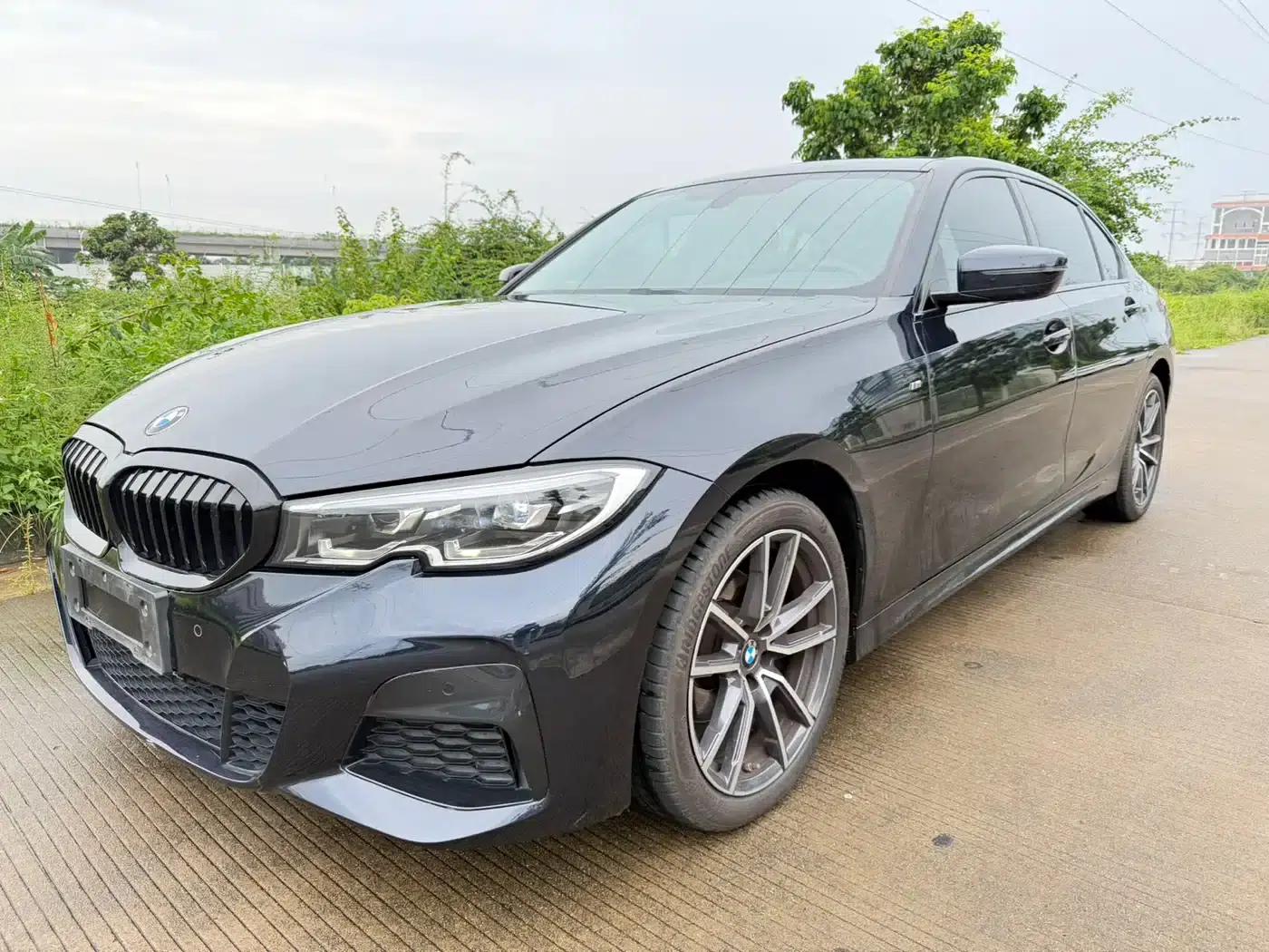 2022 BMW 3 Series Facelift 320Li M Sport Package — миниатюра 1