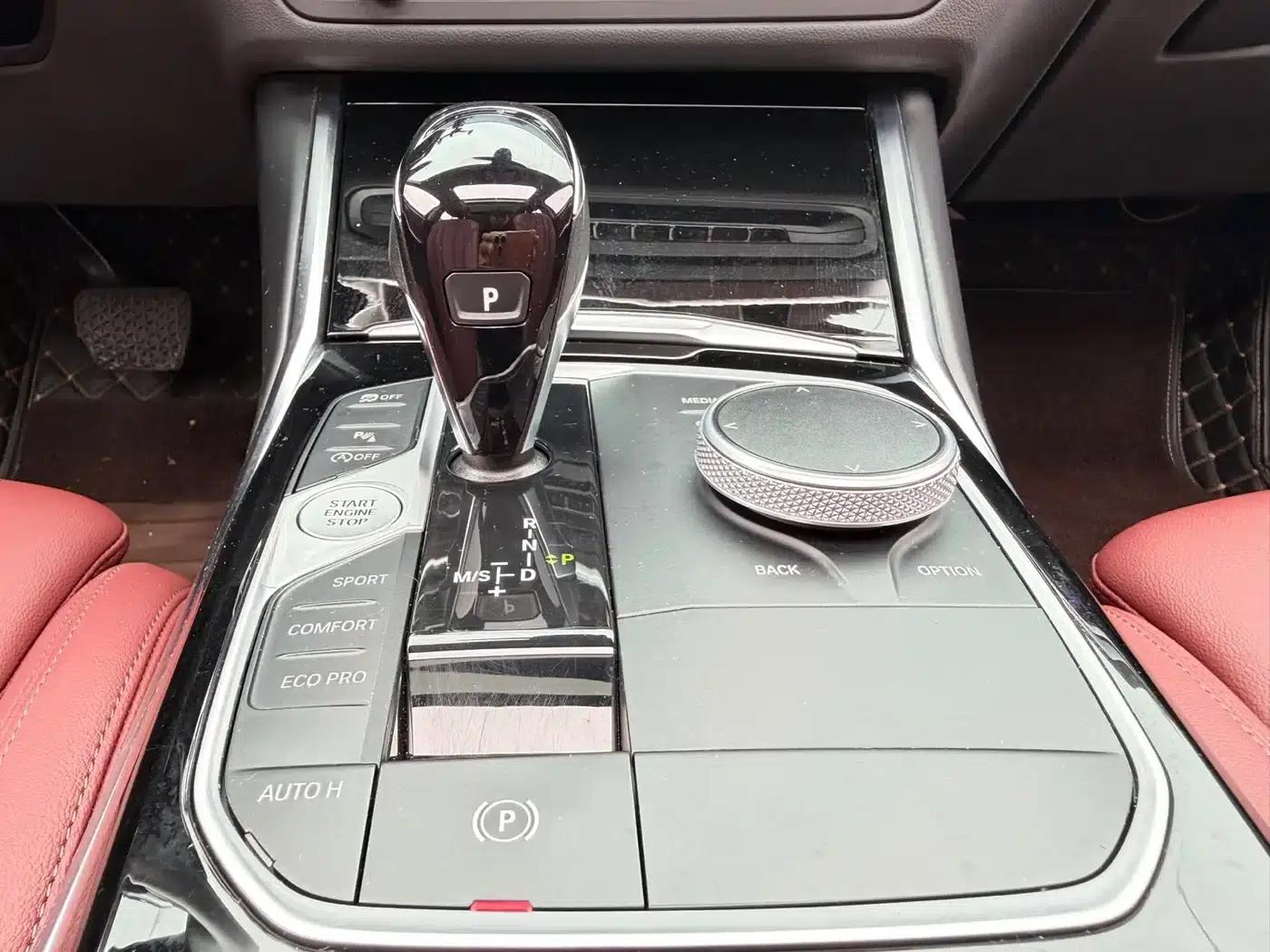 2022 BMW 3 Series Facelift 320Li M Sport Package — миниатюра 16
