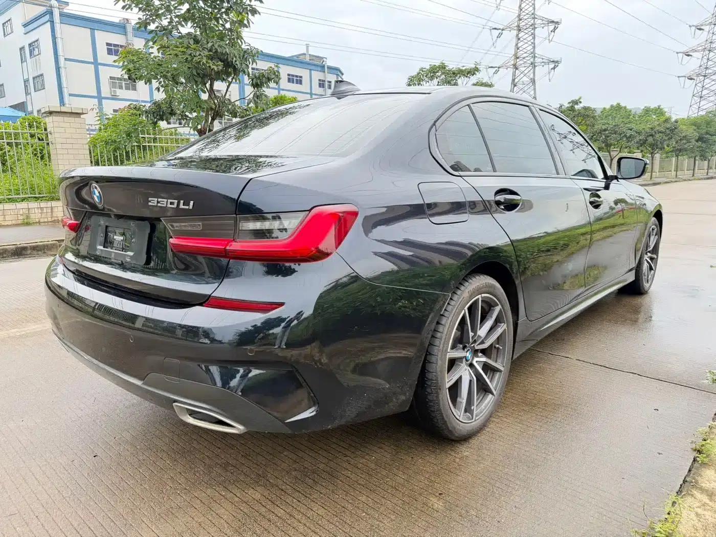 2022 BMW 3 Series Facelift 320Li M Sport Package — миниатюра 4