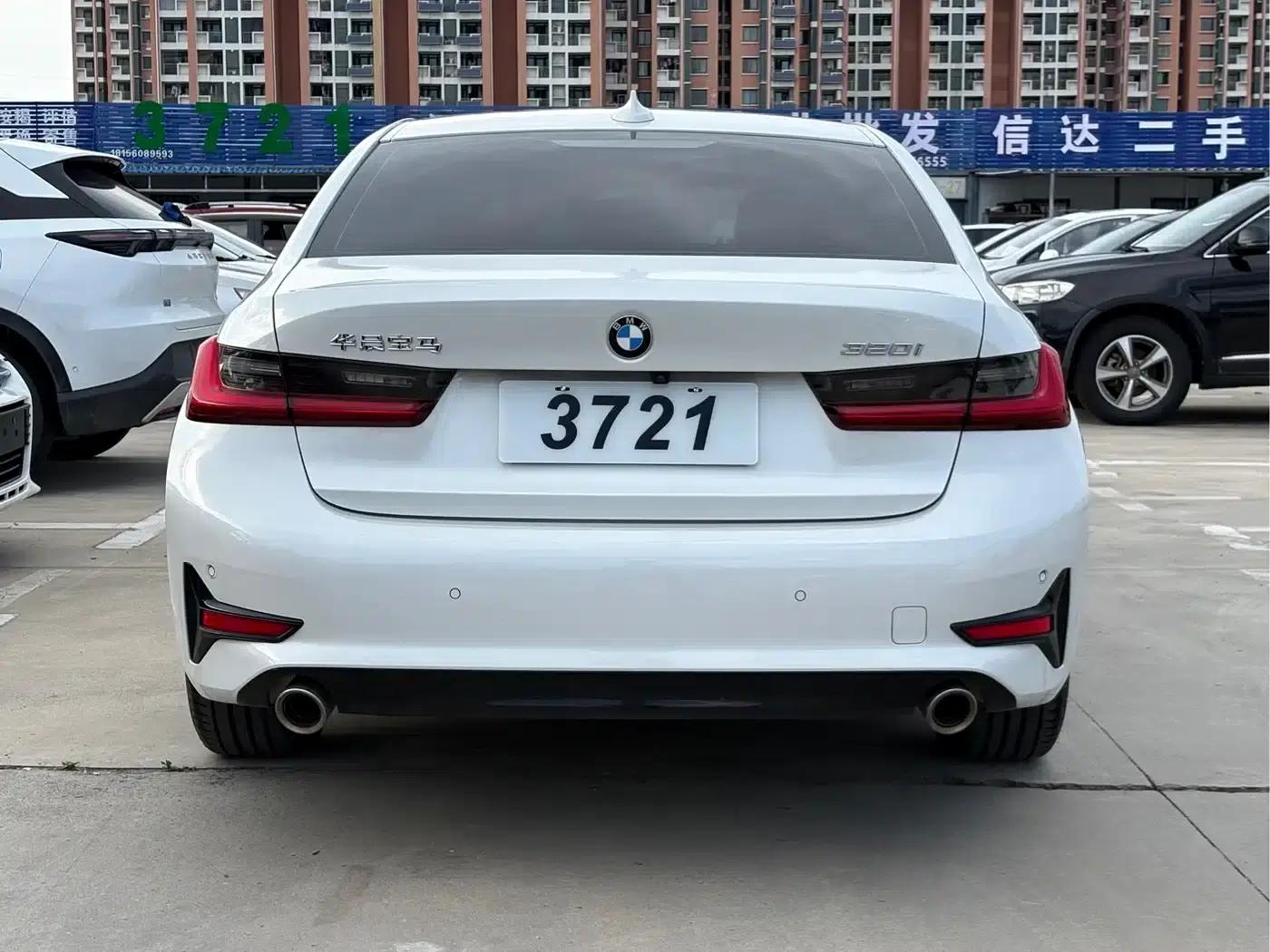 2021 BMW 3 Series Facelift 320i Sport Package — миниатюра 5