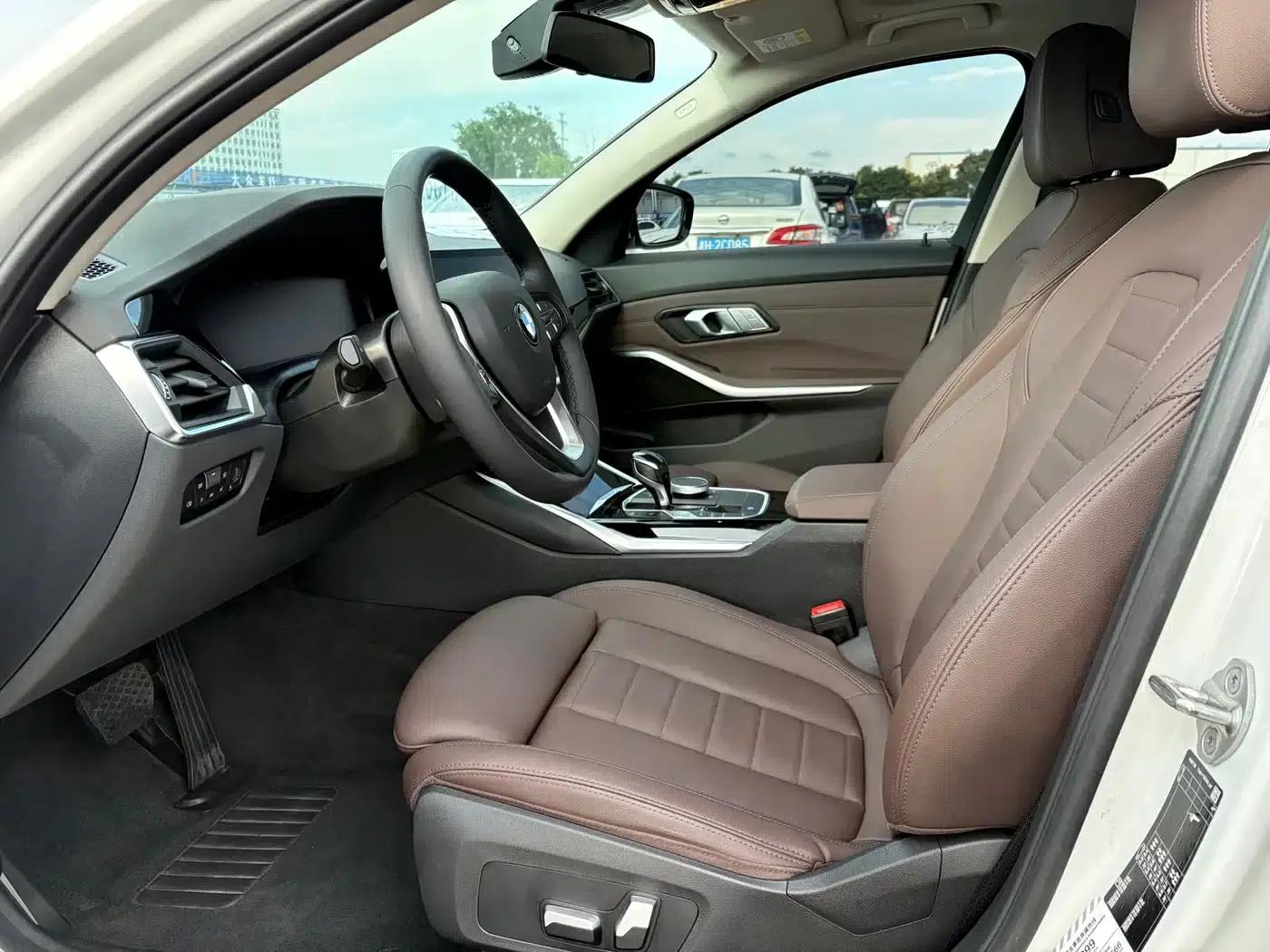 2021 BMW 3 Series Facelift 320i Sport Package — миниатюра 6