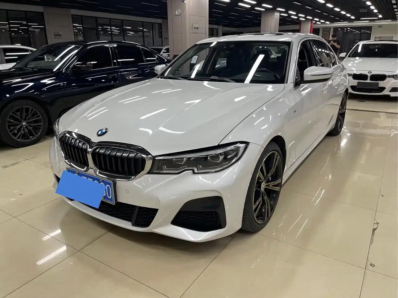 2020 BMW 3 Series 325Li M Sport Package — миниатюра 1