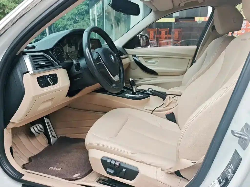 2016 BMW 3 Series 320Li Fashion Edition — миниатюра 4