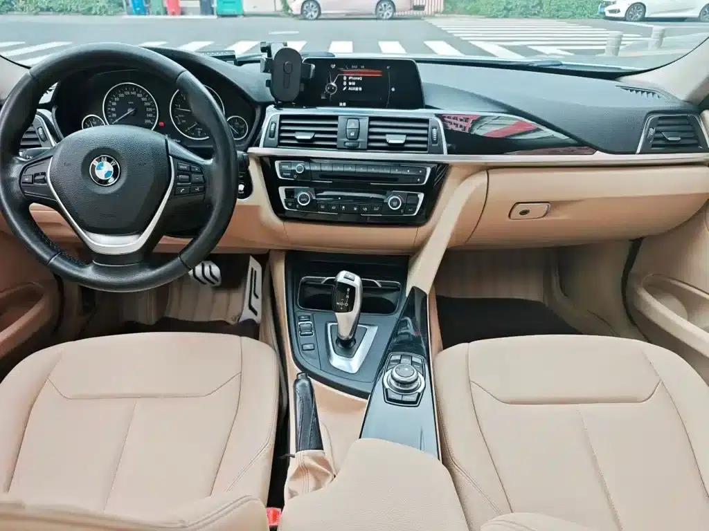 2016 BMW 3 Series 320Li Fashion Edition — миниатюра 5