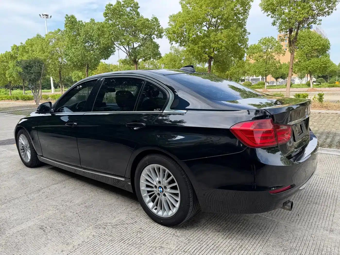 2013 BMW 3 Series Facelift 320Li Luxury Design Package — миниатюра 14