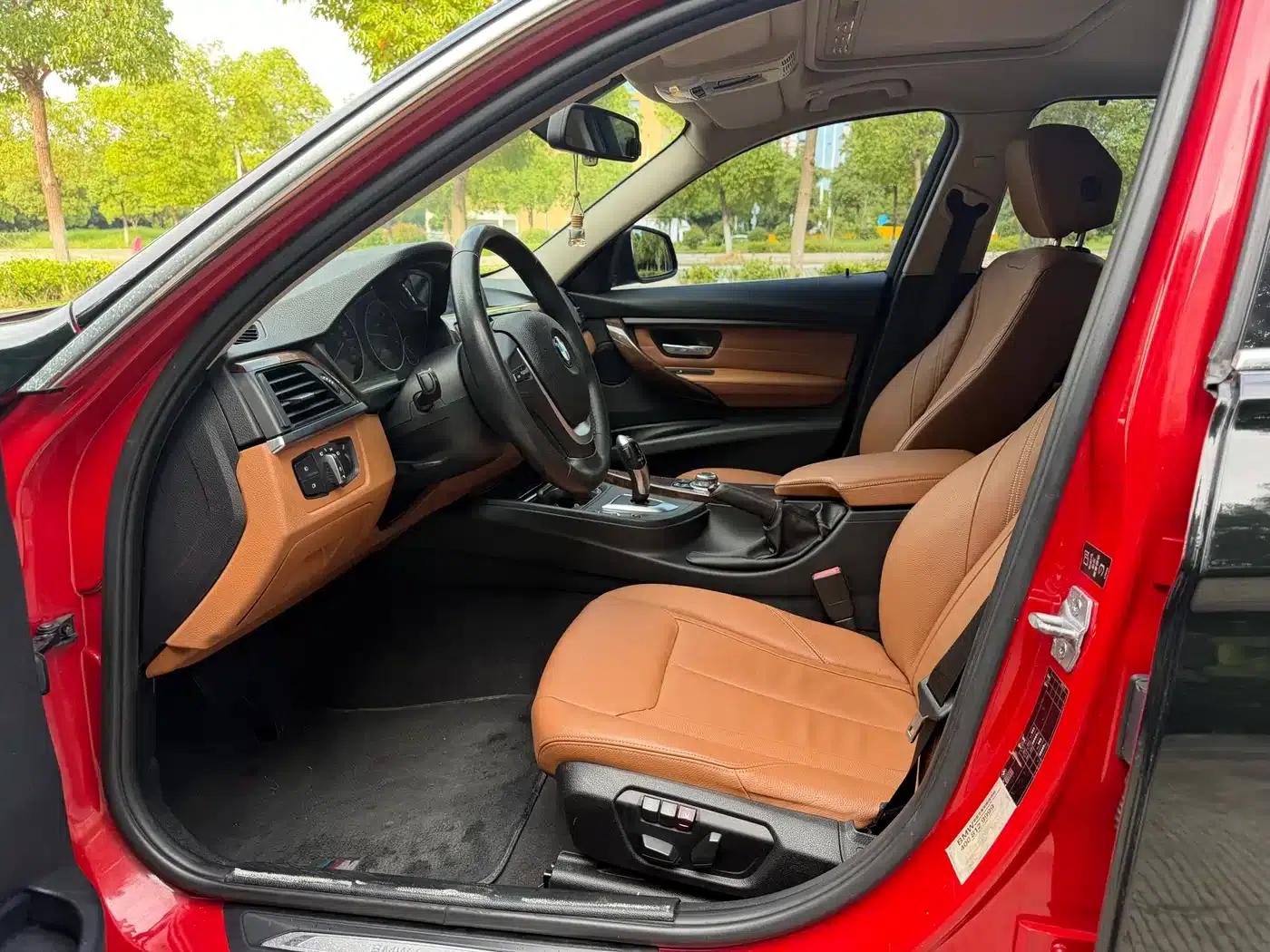 2013 BMW 3 Series Facelift 320Li Luxury Design Package — миниатюра 4