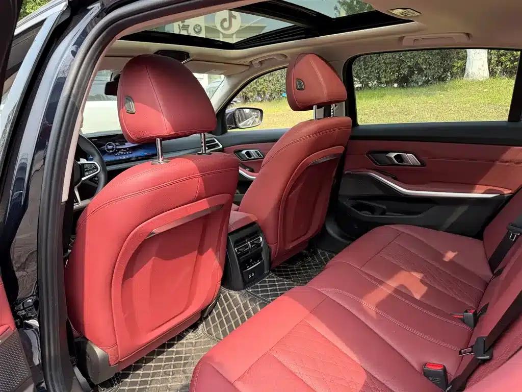 2025 BMW 3 Series 325Li M Sport Package — миниатюра 11