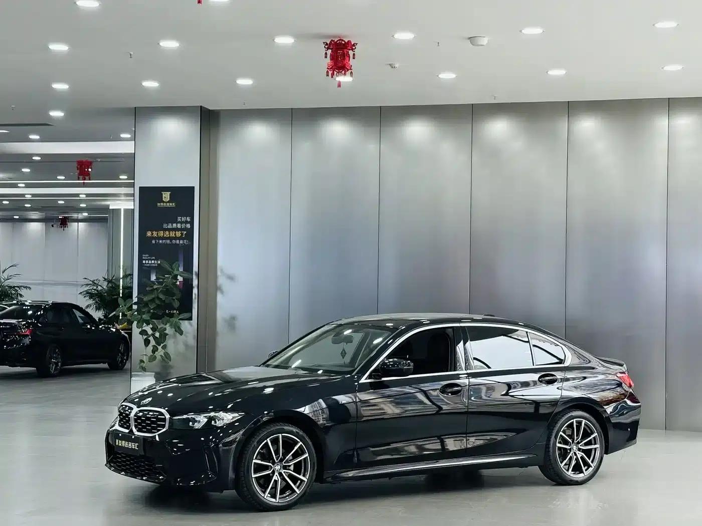 2023 BMW 3 Series 325Li M Sport Package — миниатюра 1