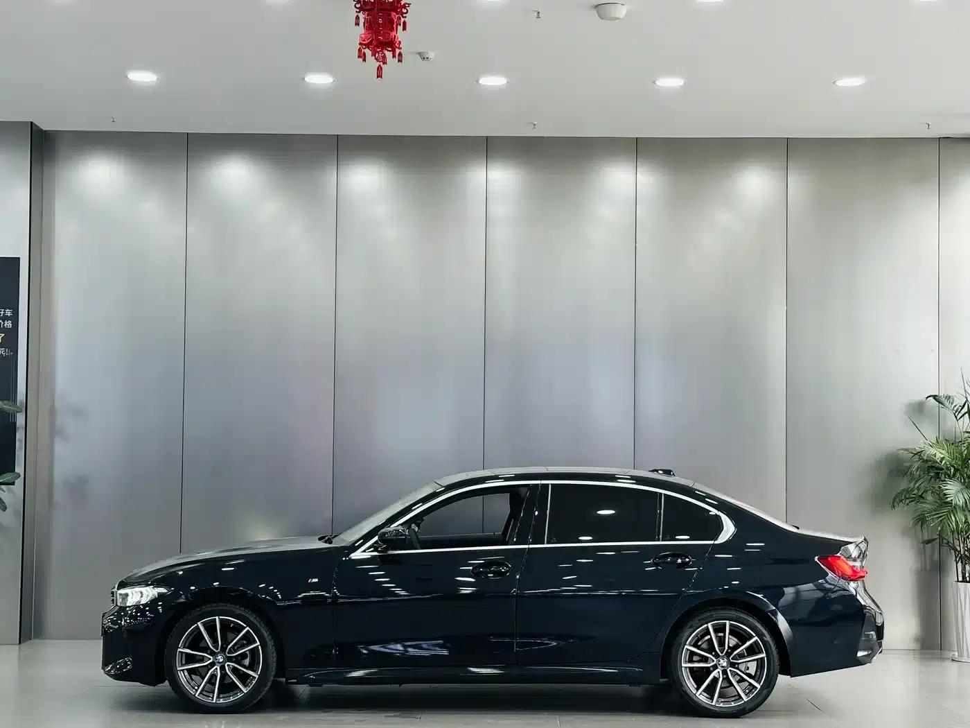 2023 BMW 3 Series 325Li M Sport Package — миниатюра 8