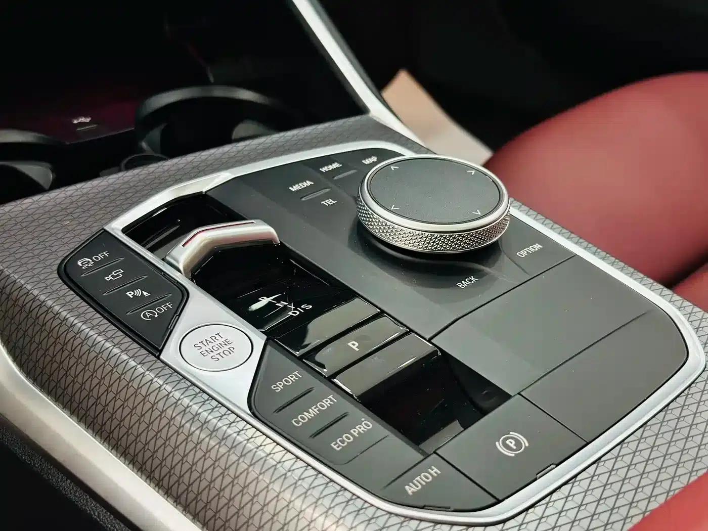 2025 BMW 3 Series 330Li M Sport Shadow Edition — миниатюра 16