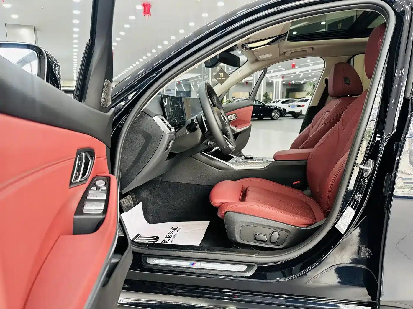 2025 BMW 3 Series 330Li M Sport Shadow Edition — миниатюра 4