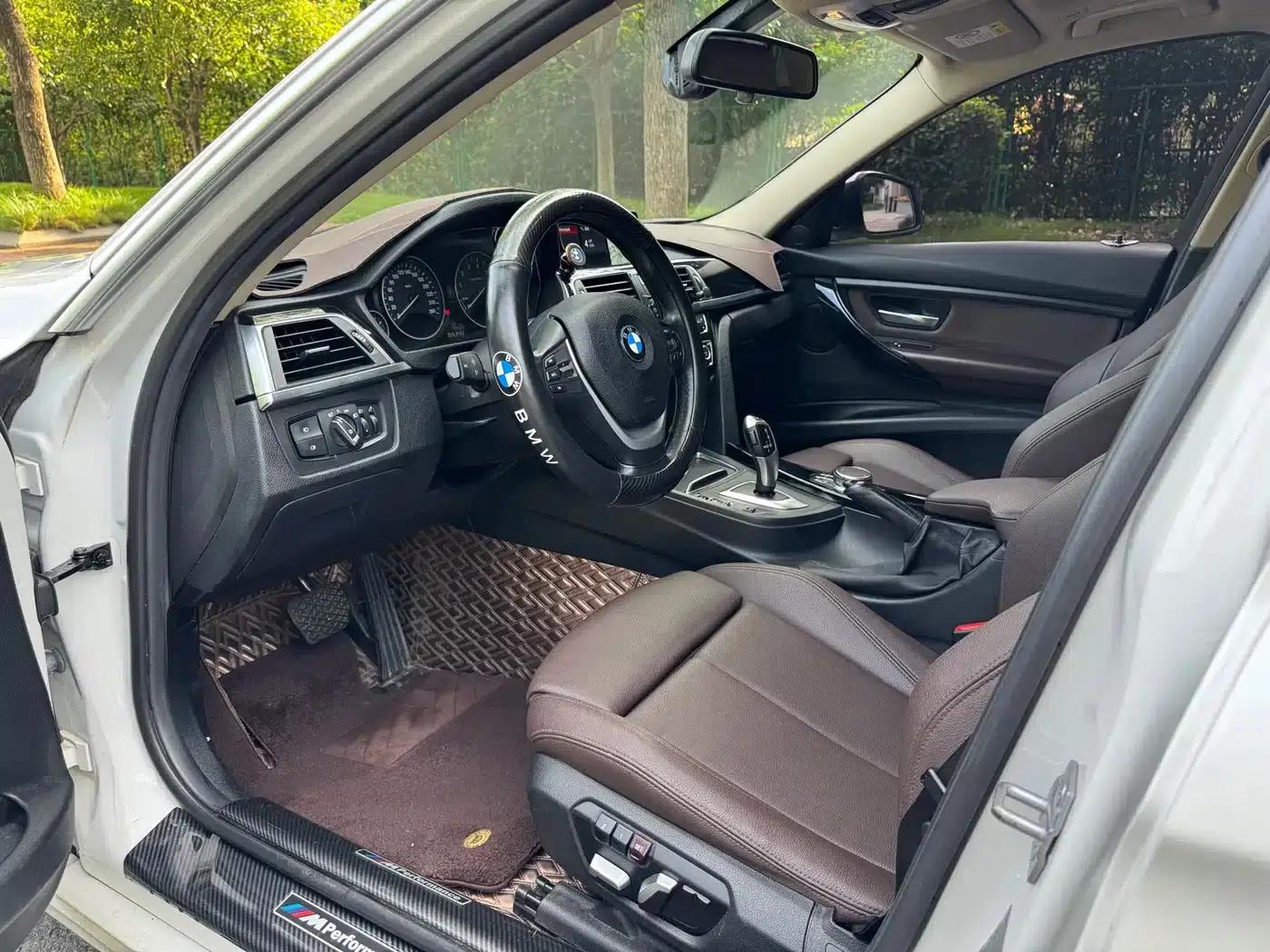 BMW 3 Series 2019 320Li Fashion Edition — миниатюра 4