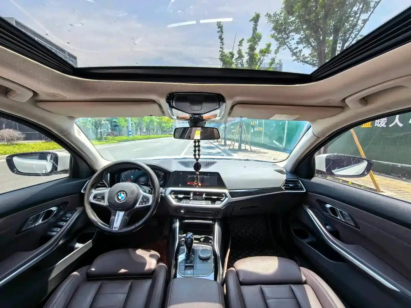 2020 BMW 3 Series 320Li M Sport Package — миниатюра 4