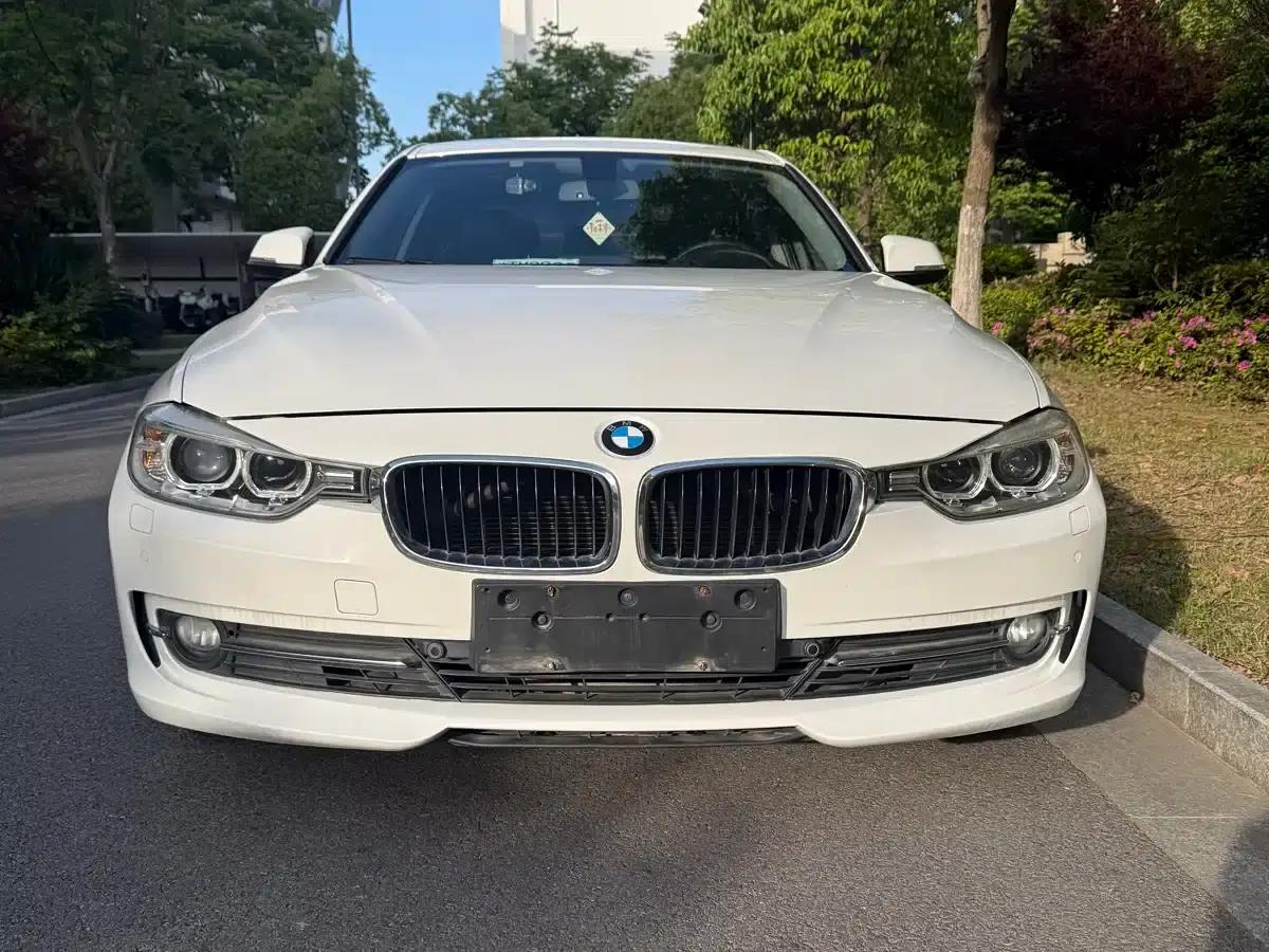 BMW 3 Series 2015 316Li Fashion Edition — миниатюра 2