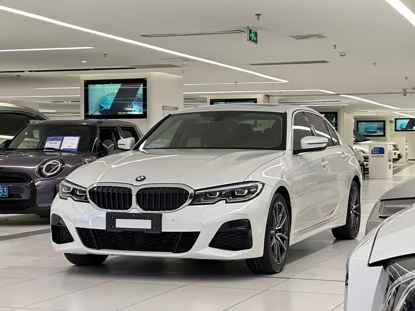 2020 BMW 3 Series 320Li M Sport Package — миниатюра 1