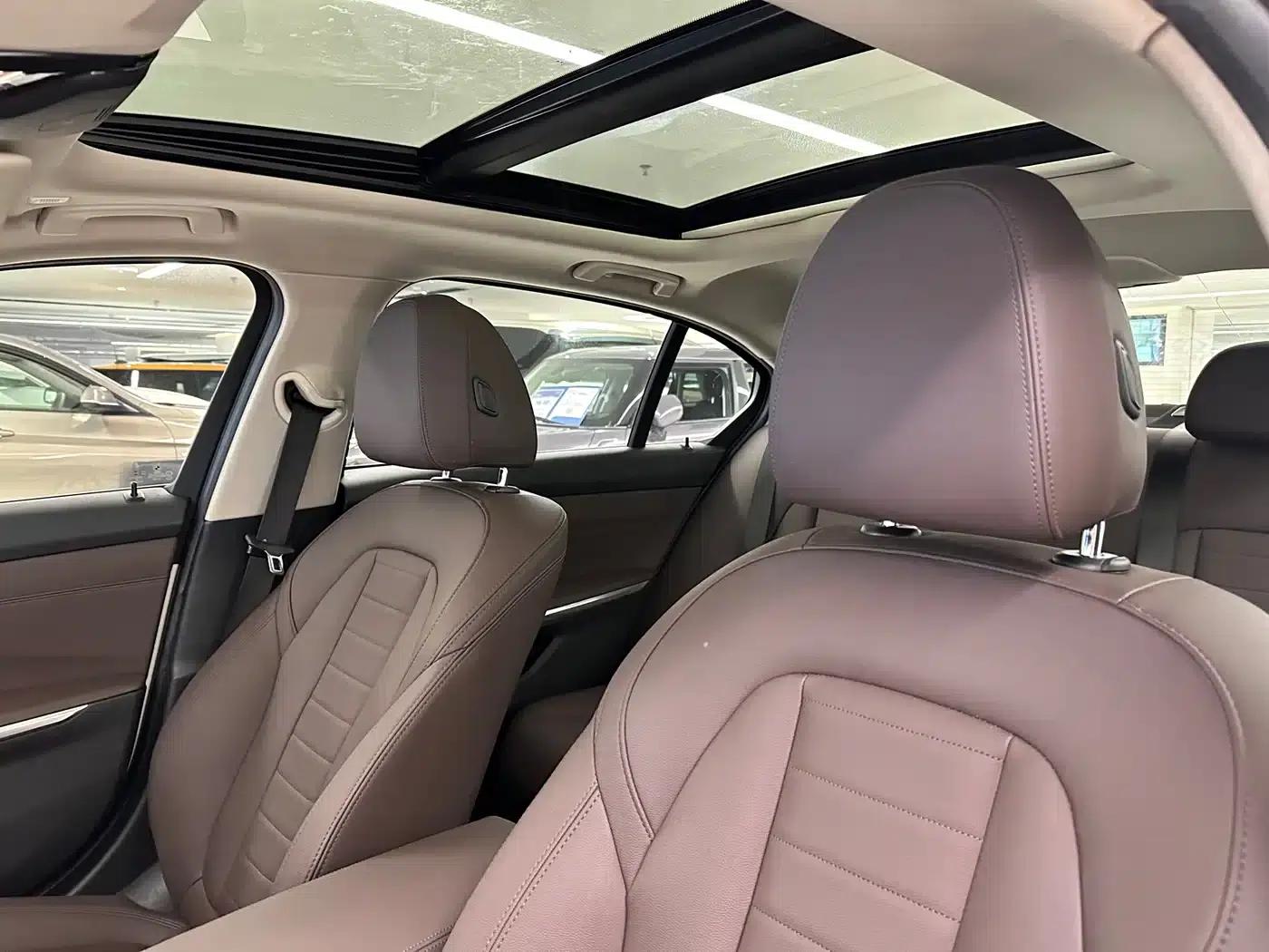 2020 BMW 3 Series 320Li M Sport Package — миниатюра 11