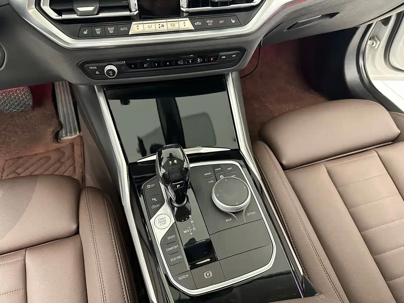 2020 BMW 3 Series 320Li M Sport Package — миниатюра 19