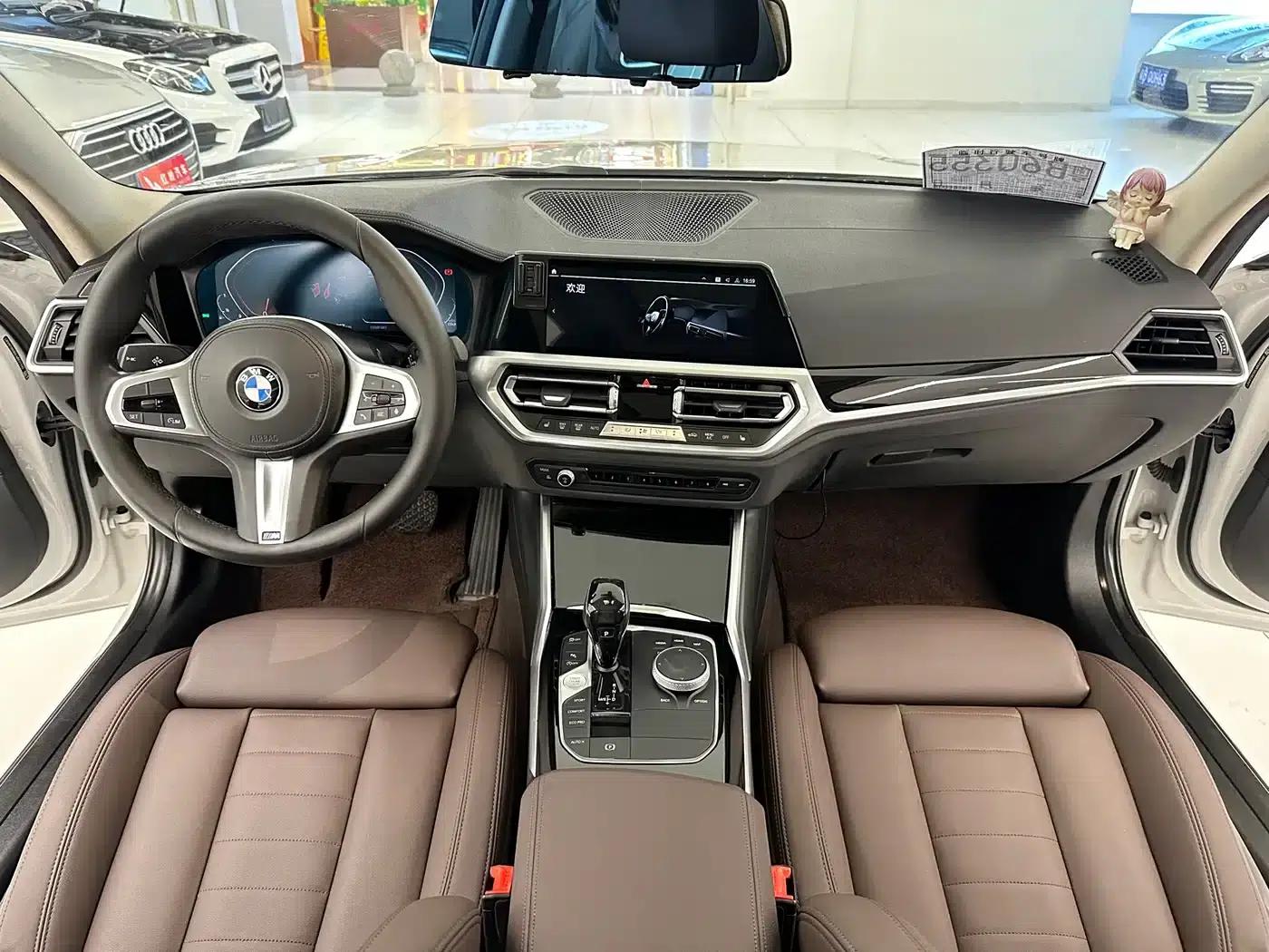 2020 BMW 3 Series 320Li M Sport Package — миниатюра 21