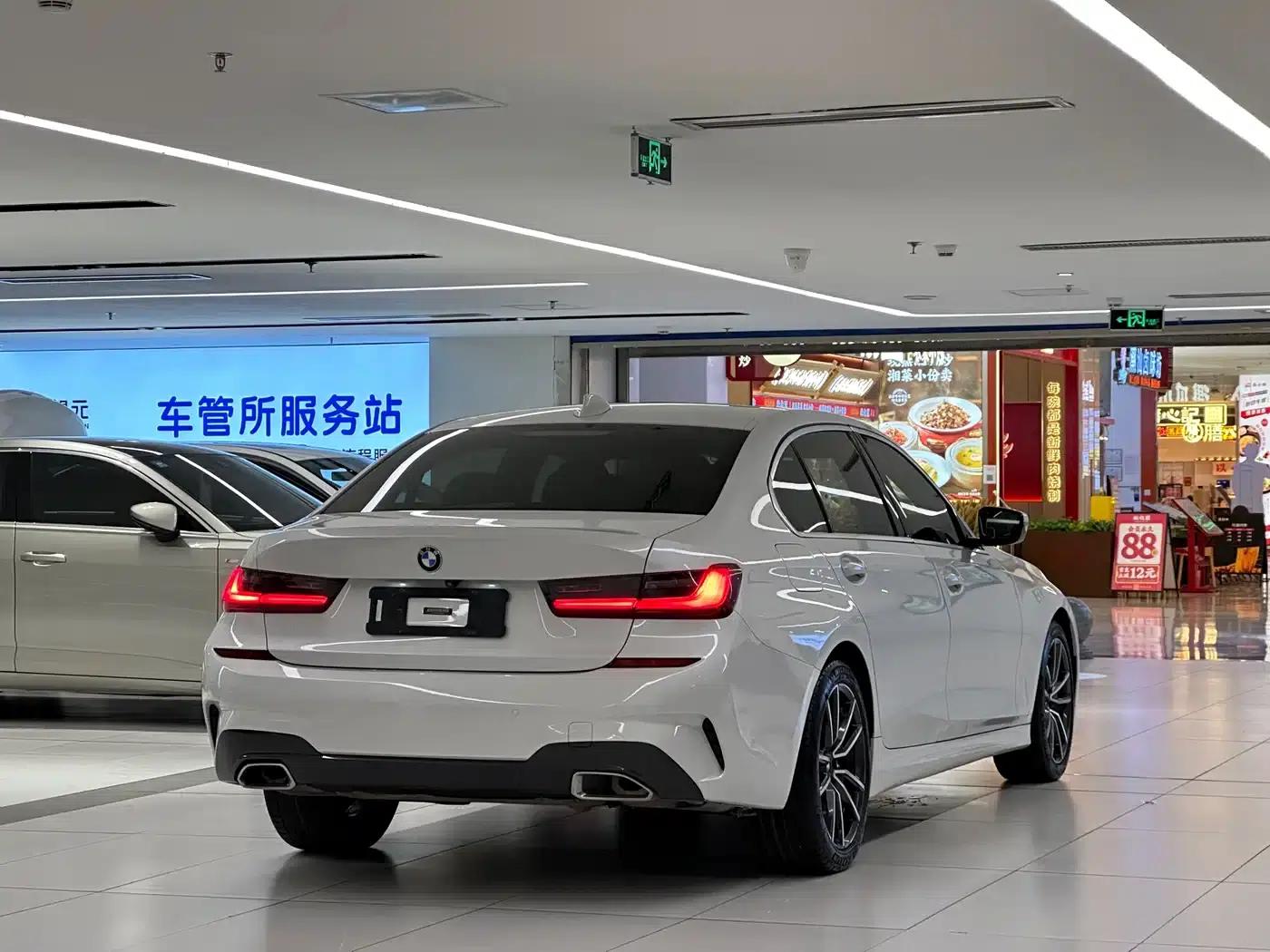 2020 BMW 3 Series 320Li M Sport Package — миниатюра 7