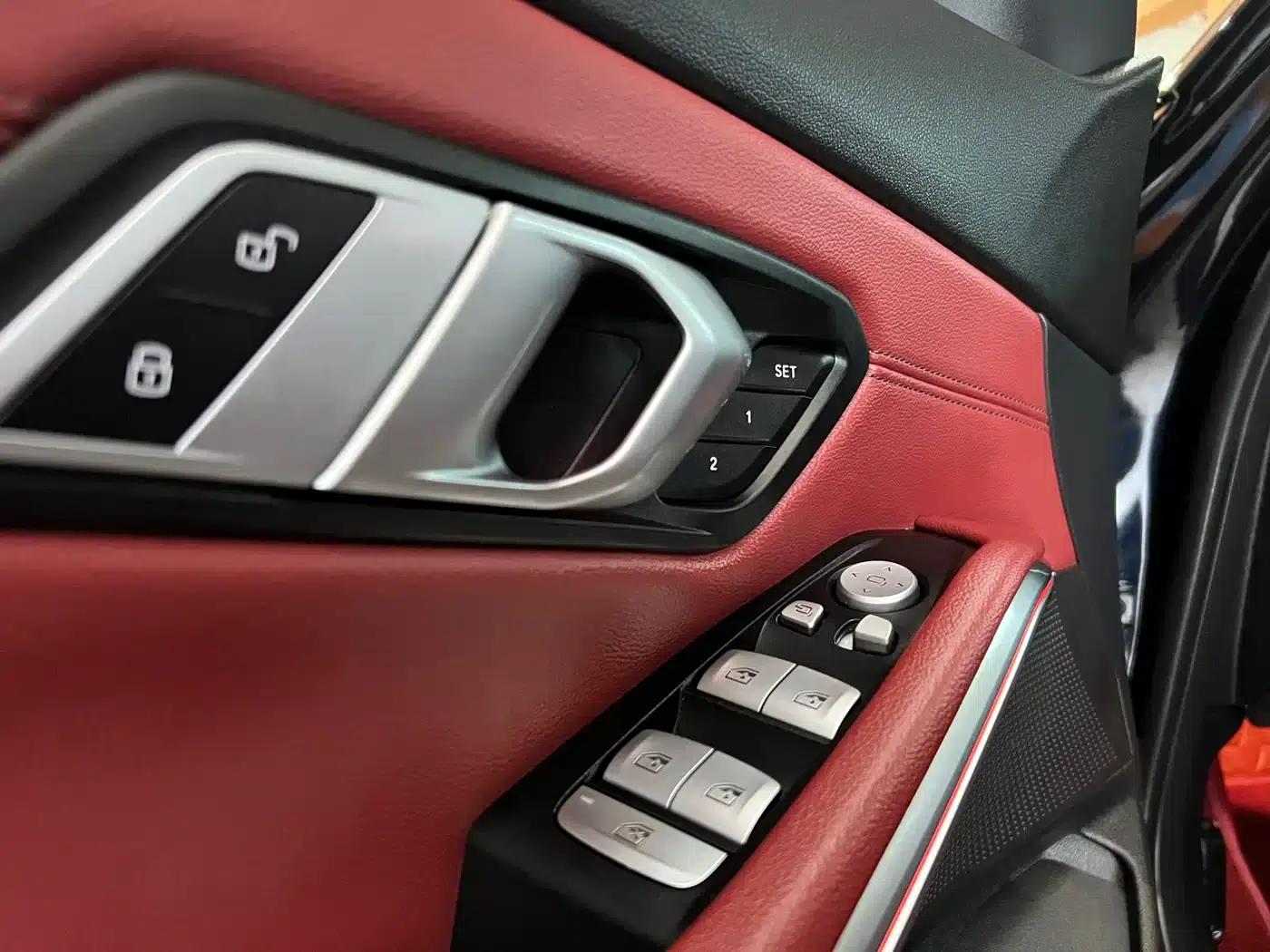 2024 BMW 3 Series 325i M Sport Package — миниатюра 8