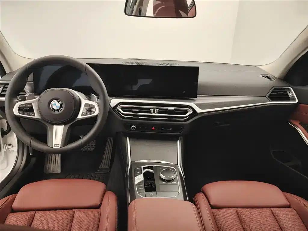 2023 BMW 3 Series 325Li M Sport Package — миниатюра 10