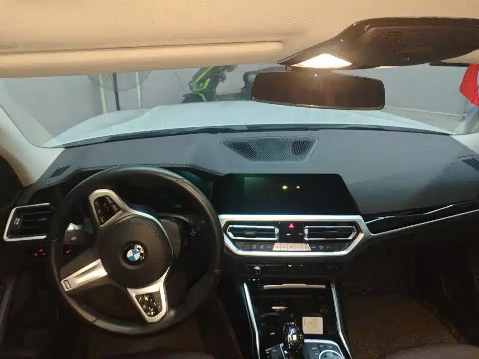 2022 BMW 3 Series 320Li M Sport Package — миниатюра 3