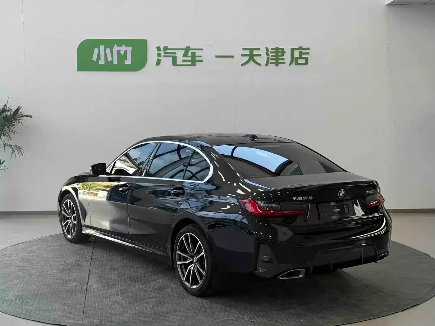 2023 BMW 3 Series 320Li M Sport Package — миниатюра 4