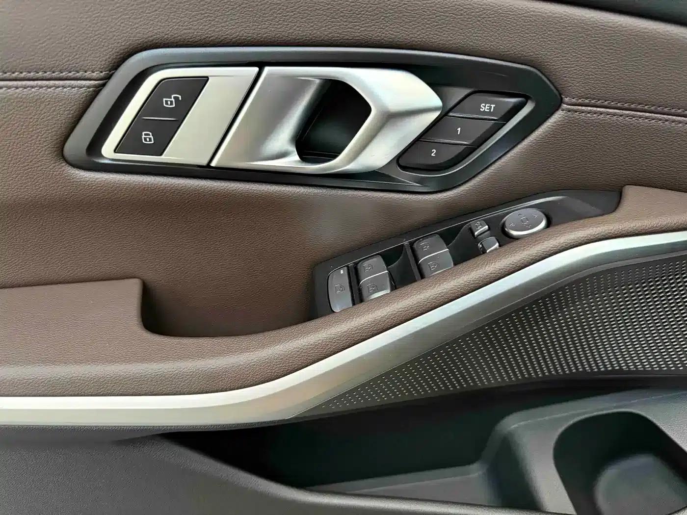 2023 BMW 3 Series 320Li M Sport Package — миниатюра 9